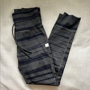 Vuori Daily Leggings - Printed